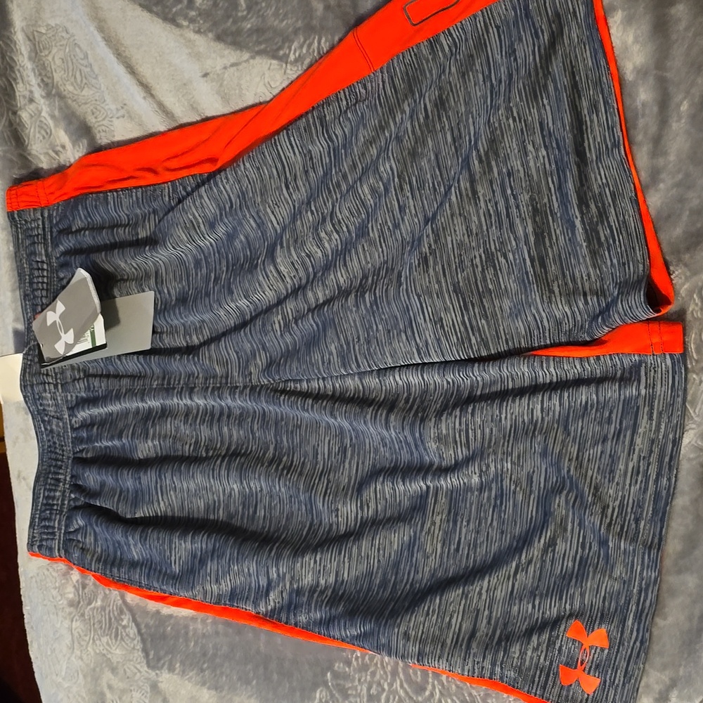Youth large boys Under Armour shorts